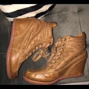 Forever 21 wedge booties